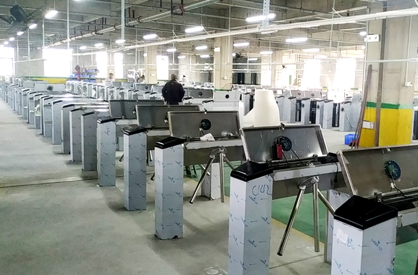 半成品機(jī)箱