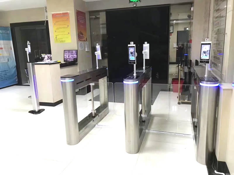人臉識別健康碼防疫閘機怎么樣？